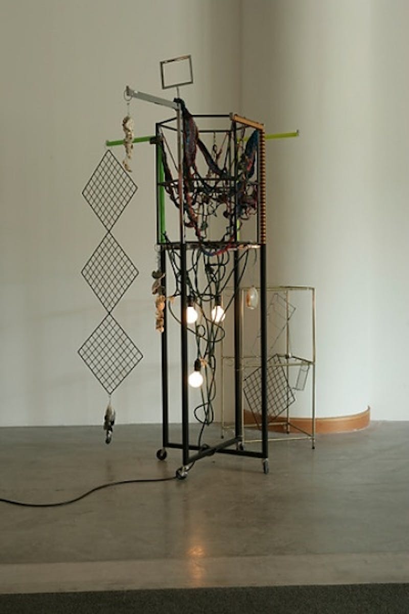 Haegue Yang, Hippie Dippie Oxnard, 2008