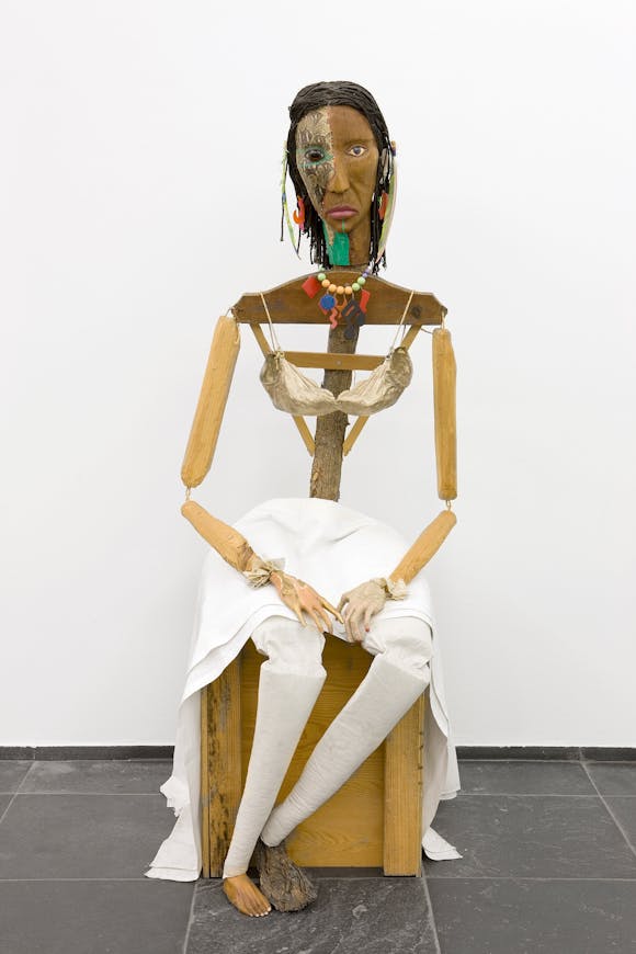 Jimmie Durham, Malinche, 1988-1992 (Stedelijk Museum voor Actuele Kunst (SMAK), Ghent, Belgium. Image ©S.M.A.K. / Dirk Pauwels)