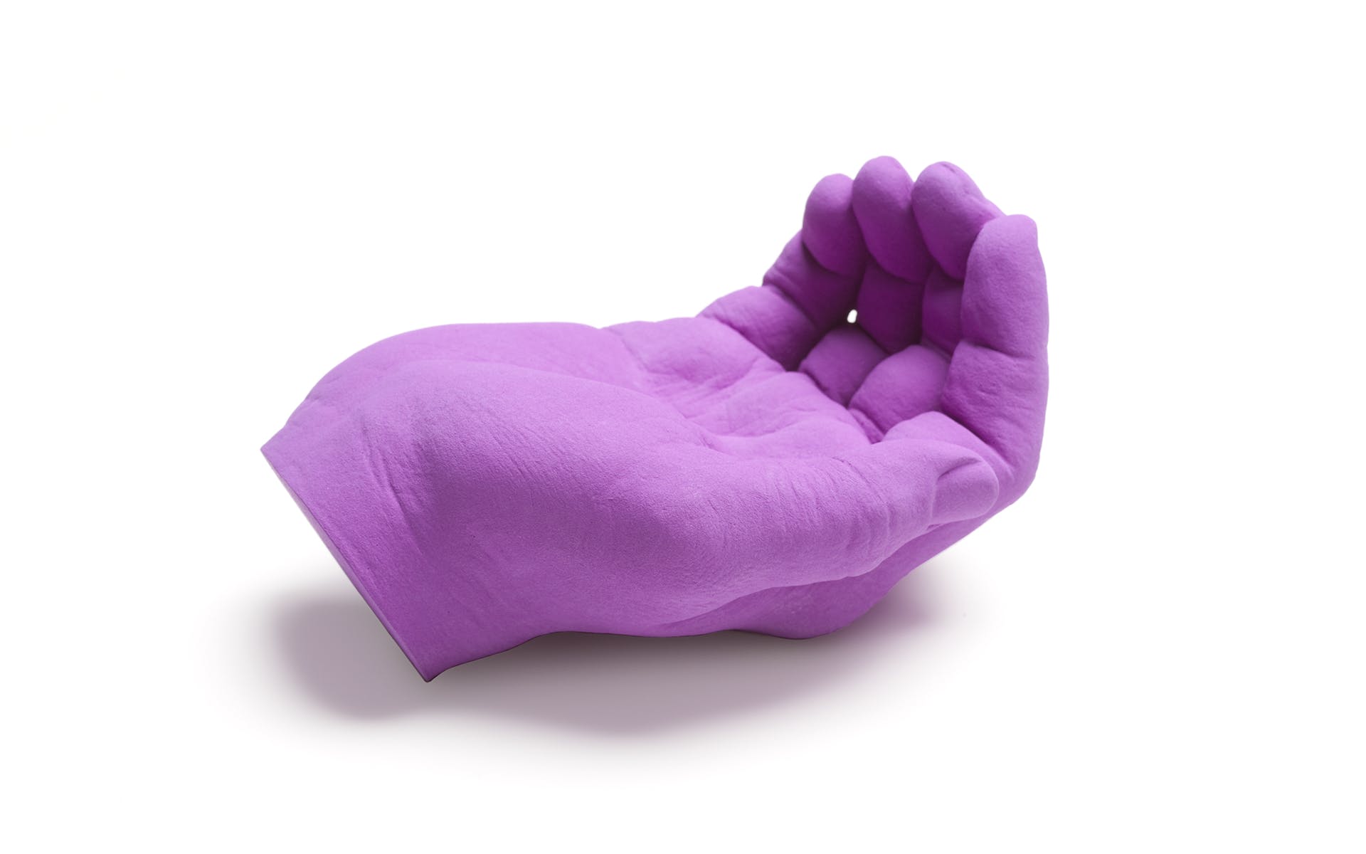 purple hand sculpture, Katharina Fritsch