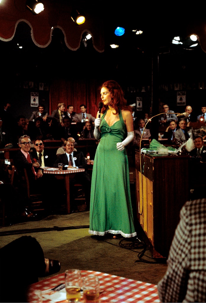 Women singing in country western club