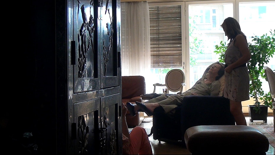 No Home Movie