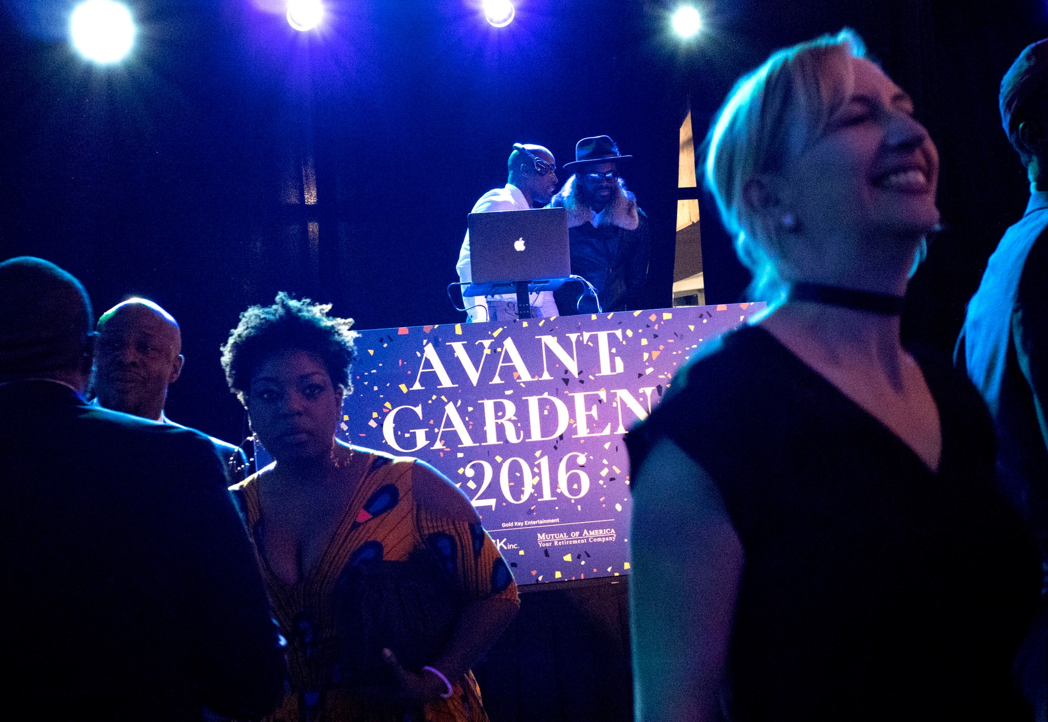 dev2016abe_avant_1119<br /> Development, Annual Benefit Event, Avant Garden, Gala, November 19, 2016. Building & Grounds, Parking Garage; Main Lobby, Bazinet Lobby, Cargill Lounge, VIPs, Target Project Space, Video Wall.<br /> We have a lot to celebrate this year! Avant Garden will mark the grand opening of the Walker’s new main entrance and the exhibition Question the Wall Itself. The event will also reveal site-specific commissions by artists Frank Big Bear, Philippe Parreno, and Aaron Spangler. Top that off with a premier art auction, gourmet food and cocktails, and DJ Ali Shaheed Muhammad (A Tribe Called Quest).<br /> Proceeds from Avant Garden support the Walker Art Center’s award-winning artistic and educational programming. Complimentary craft cocktails and gourmet fare by Culinaire; Live performance by Bryan Nichols Quintet; Opportunity to preview Esker Grove, the Walker’s new restaurant, by Doug Flicker;<br /> Avant Garden art auction. Photo by Courtney Perry for Walker Art Center.