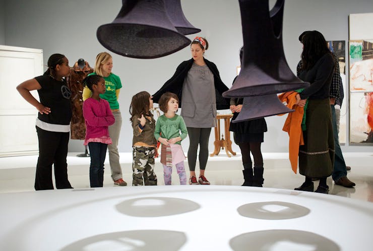 Leading a movement-focused tour of Dance Works I