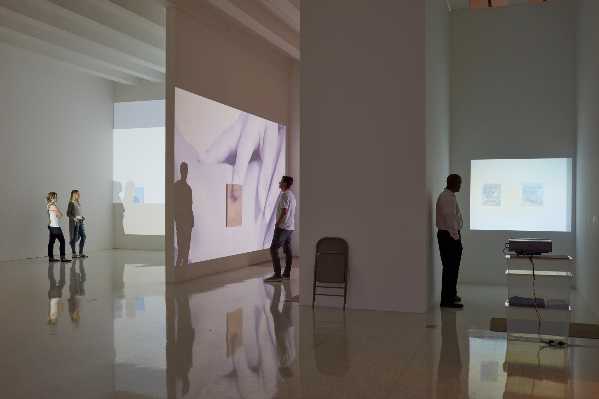 Lee Kit: Hold your breath, dance slowly Lee Kit: Hold your breath, dance slowly