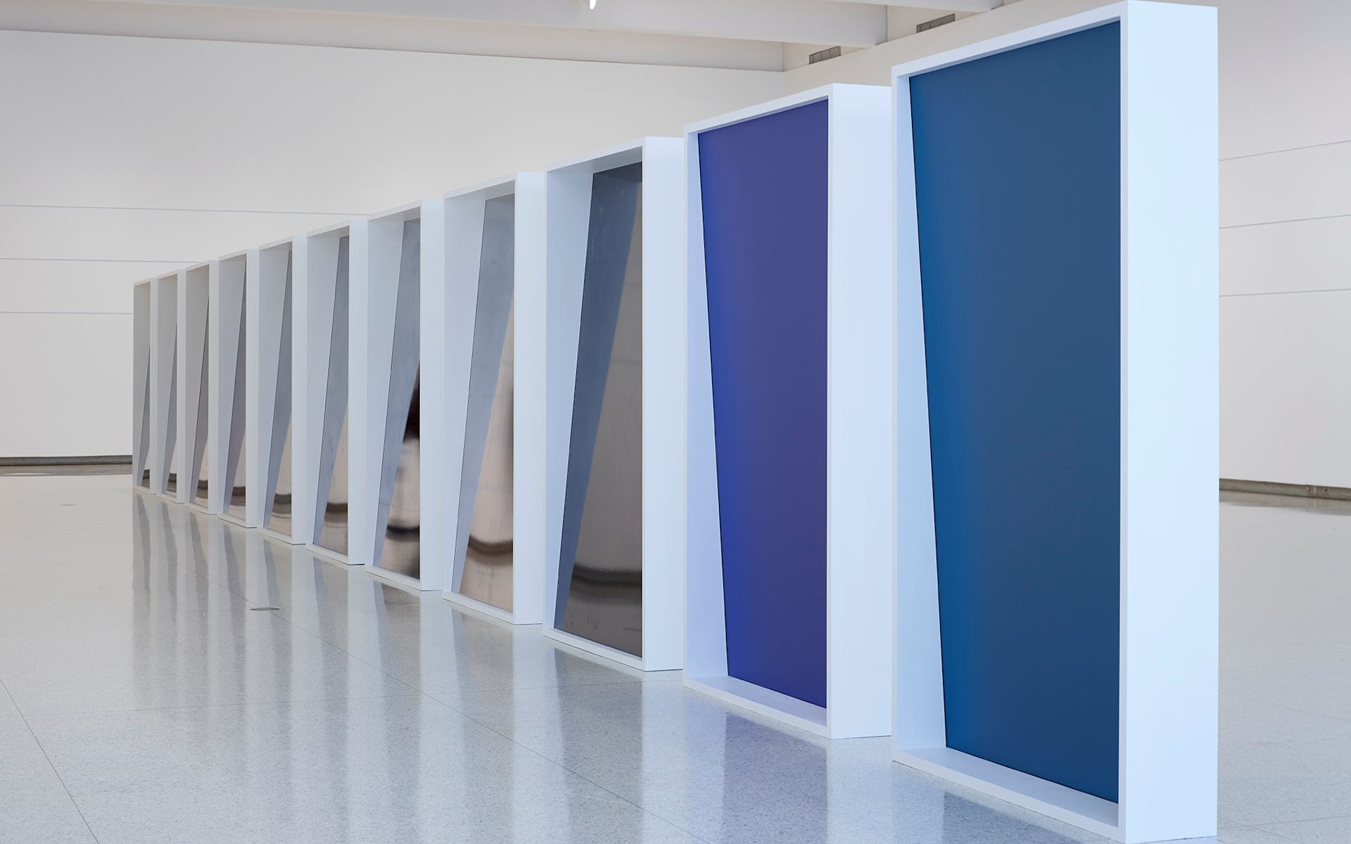 Liz Deschenes, Gallery 7, 2015