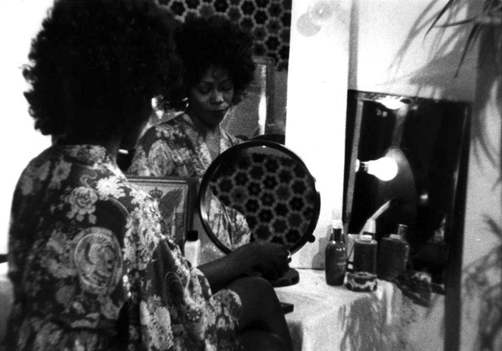 riddles of the sphinx, mulvey, wollen, art film, feminism, feminist, and yet she moves, walker art center, the walker, the walker art center, feminist cinema, women in cinema 